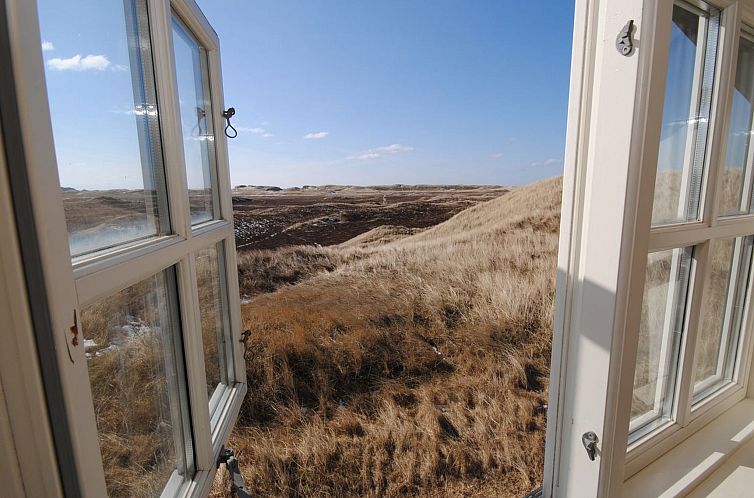 Vakantiehuis "Swanja" -  from the sea