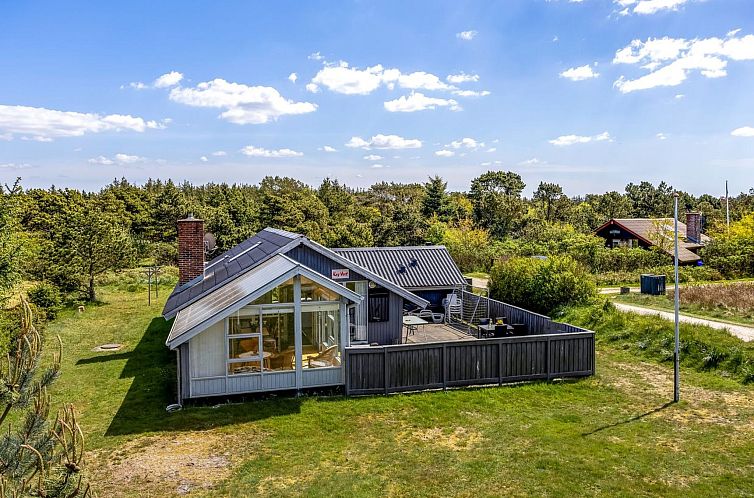 Vakantiehuis "Solvejk" - 800m from the sea