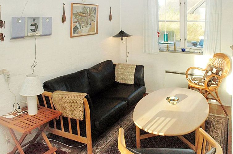 Vakantiehuis "Zuzan" - 500m from the sea