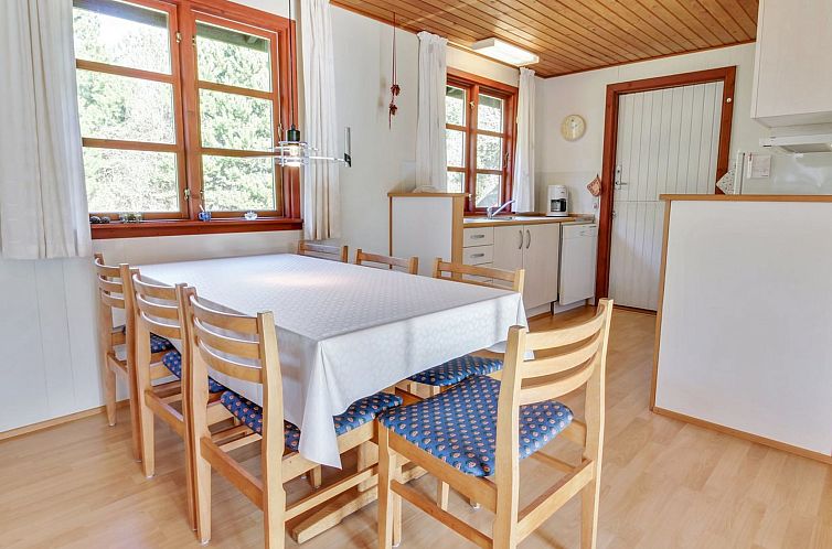 Vakantiehuis "Grette" - 1.5km from the sea