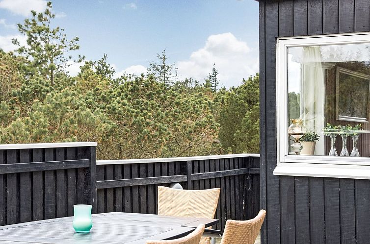 Vakantiehuis "Annakarin" - 500m from the sea