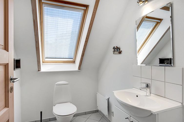 Vakantiehuis "Laila" - 1.2km from the sea