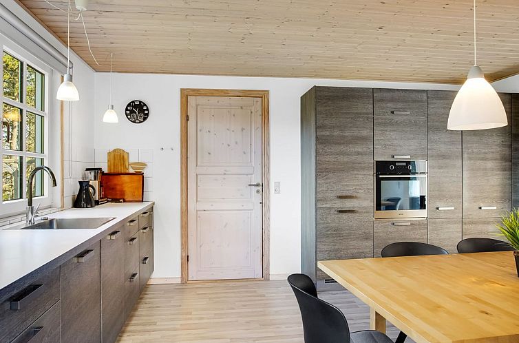 Vakantiehuis "Laila" - 1.2km from the sea