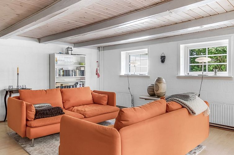 Vakantiehuis "Jolin" - 13km from the sea