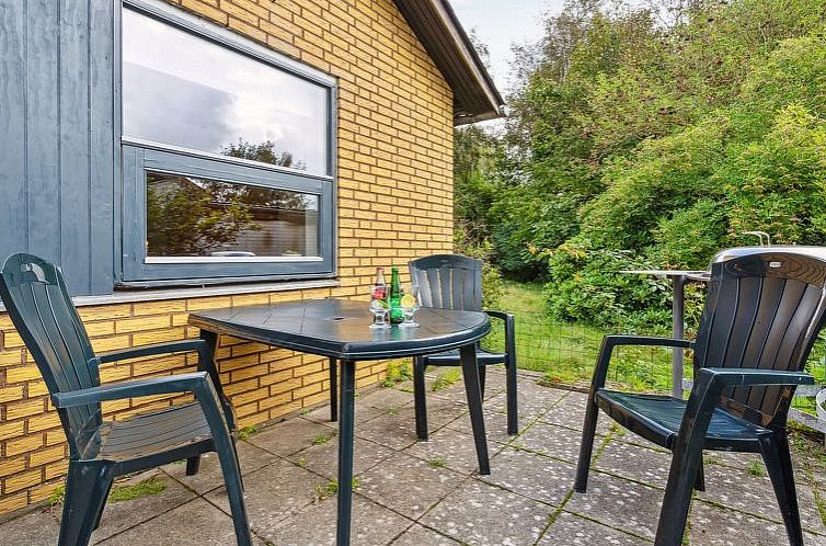 Vakantiehuis "Magh" - 9.8km from the sea