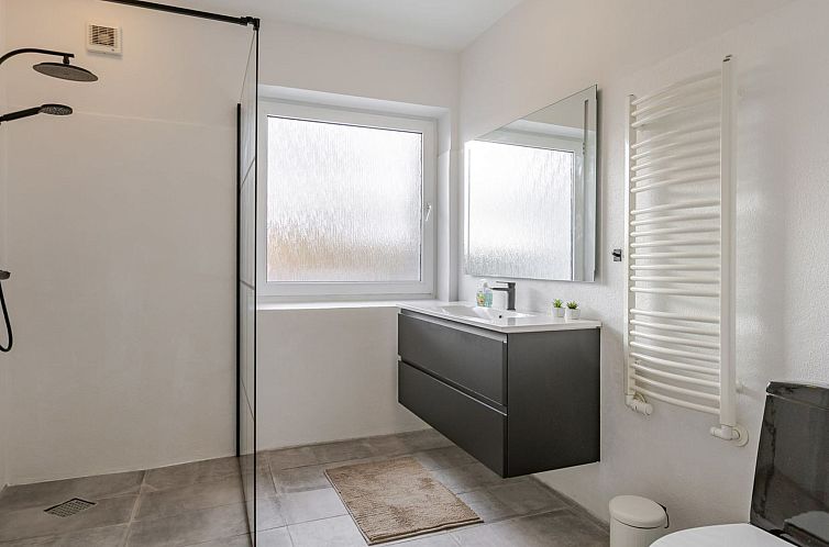 Appartement "Fader" - 31km from the sea