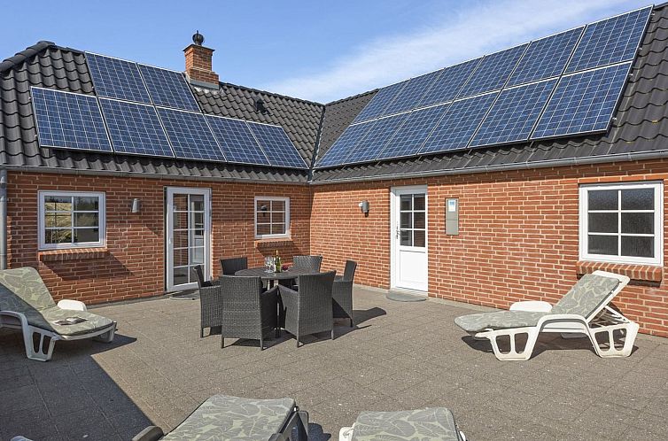 Vakantiehuis "Didrika" - 800m from the sea