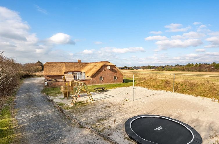 Vakantiehuis "Lemmikki" - 1.5km from the sea