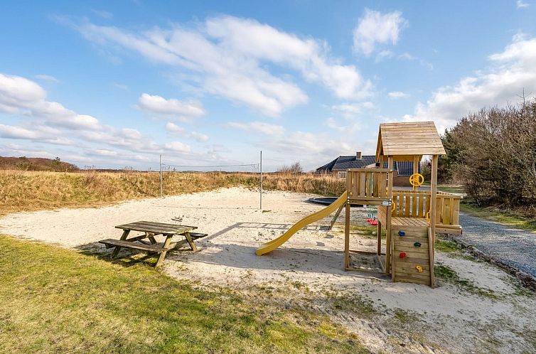 Vakantiehuis "Lemmikki" - 1.5km from the sea