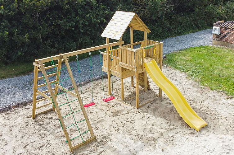 Vakantiehuis "Lemmikki" - 1.5km from the sea