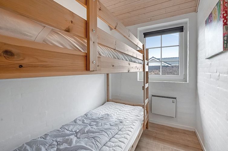 Vakantiehuis "Lemmikki" - 1.5km from the sea