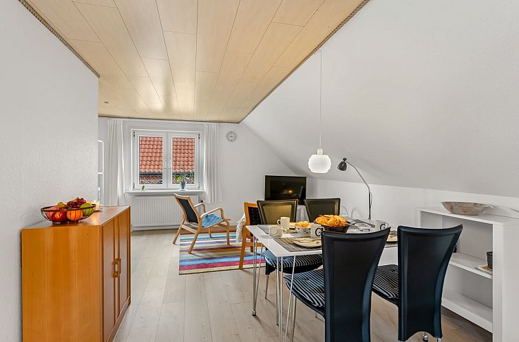 Appartement "Trpana" - 1km to the fjord