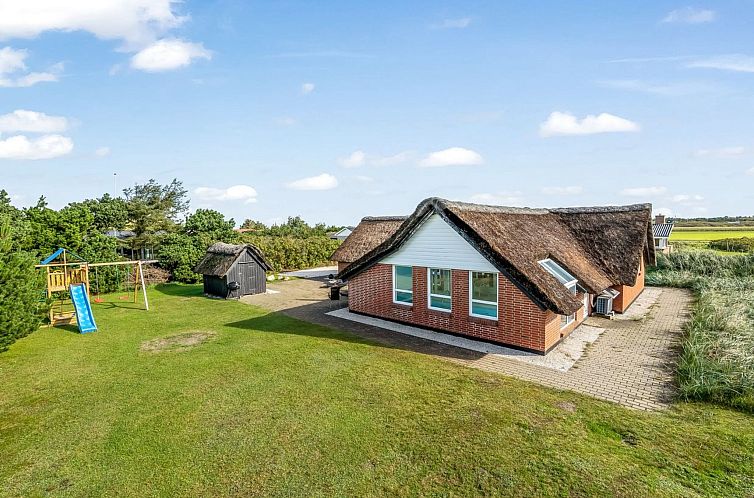 Vakantiehuis "Ruse" - 500m from the sea