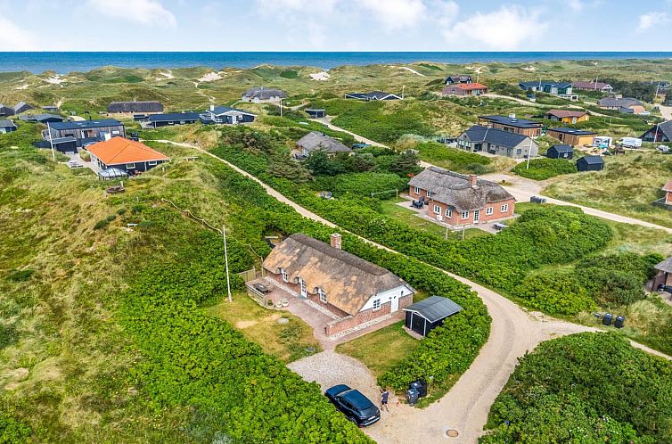 Vakantiehuis "Pia" - 400m from the sea