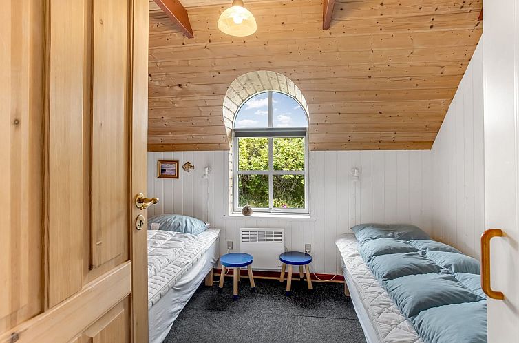 Vakantiehuis "Pia" - 400m from the sea