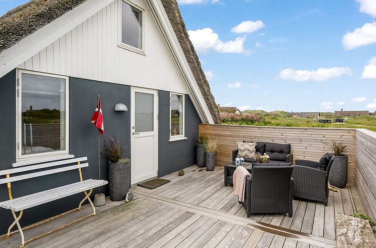 Vakantiehuis "Hen" - 400m from the sea