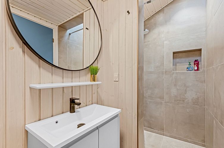 Vakantiehuis "Sviðandi" - 1.5km from the sea