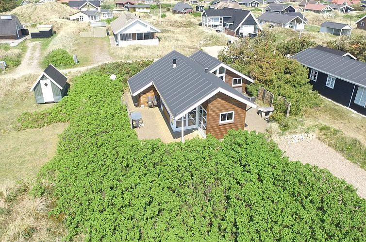 Vakantiehuis "Geeske" - 400m from the sea