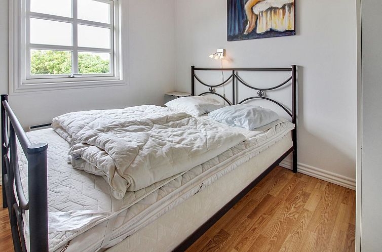 Vakantiehuis "Suvi" - 900m from the sea