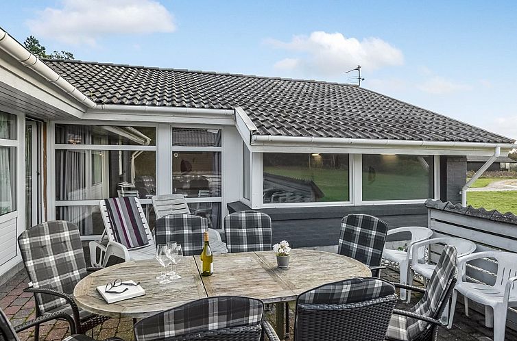 Vakantiehuis "Tali" - 700m from the sea