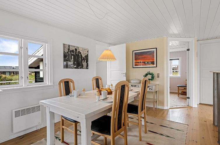 Vakantiehuis "Dortea" - 600m from the sea