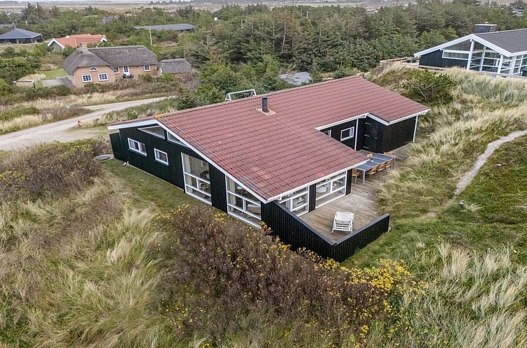 Vakantiehuis "Wighman" -  from the sea