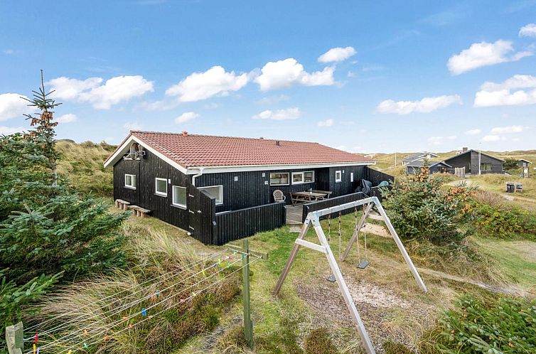 Vakantiehuis "Wighman" -  from the sea