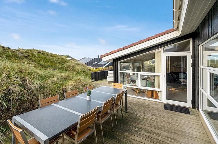 Vakantiehuis "Wighman" -  from the sea