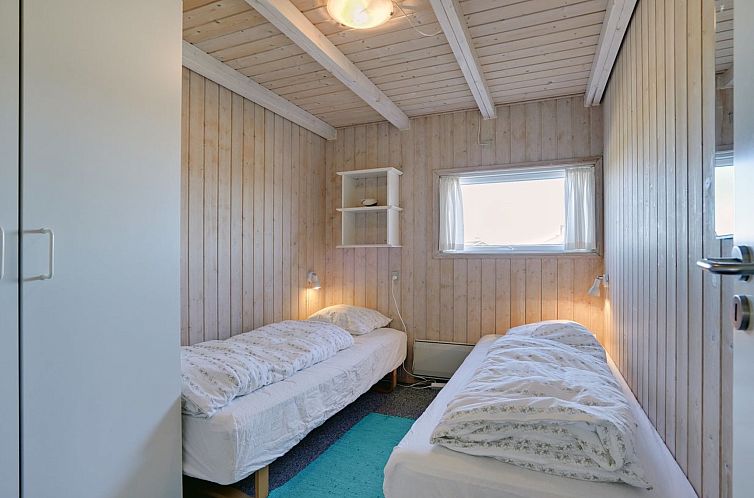 Vakantiehuis "Wighman" -  from the sea