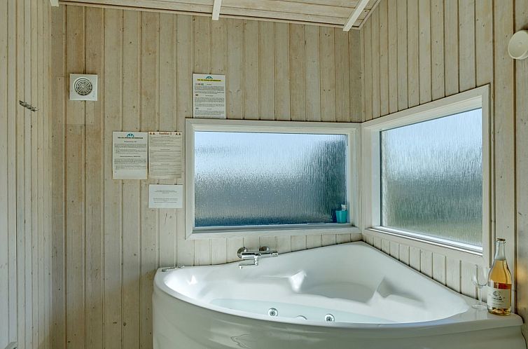 Vakantiehuis "Wighman" -  from the sea