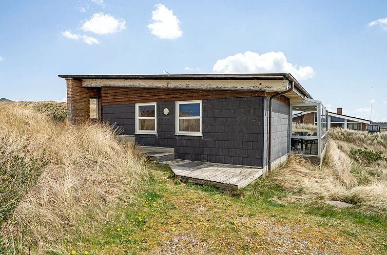 Vakantiehuis "Emelin" - 475m from the sea