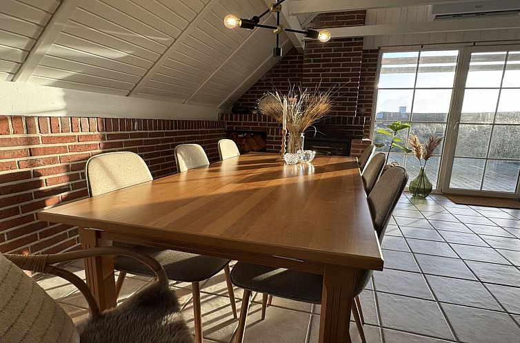 Vakantiehuis "Edvard" - 400m from the sea