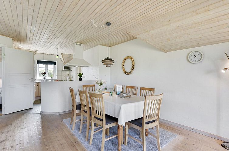Vakantiehuis "Herfrith" -  from the sea