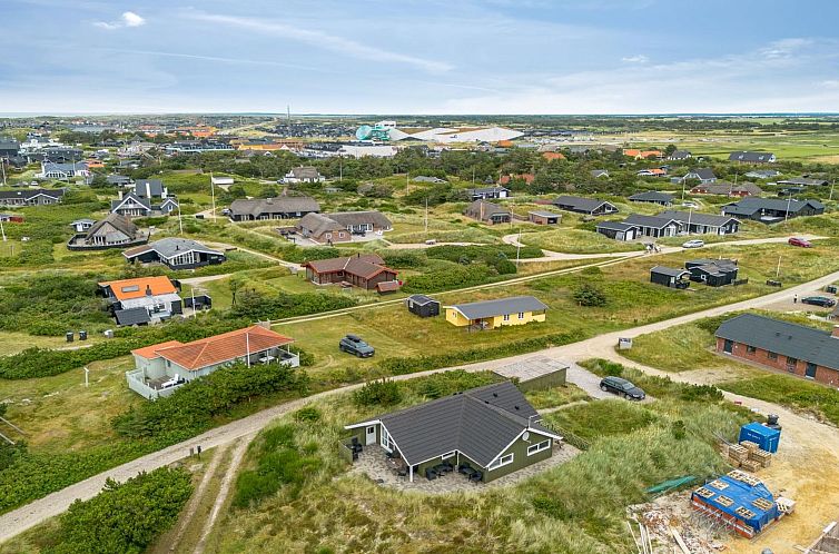 Vakantiehuis "Finnja" - 400m from the sea