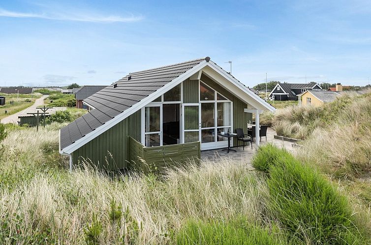 Vakantiehuis "Finnja" - 400m from the sea