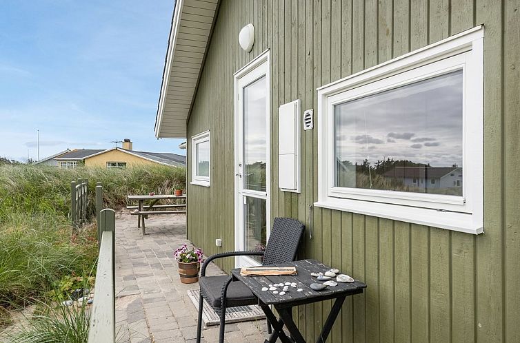 Vakantiehuis "Finnja" - 400m from the sea