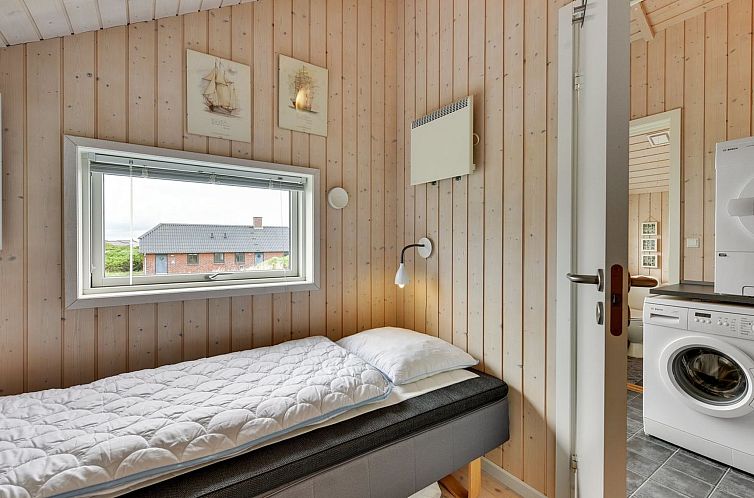 Vakantiehuis "Finnja" - 400m from the sea