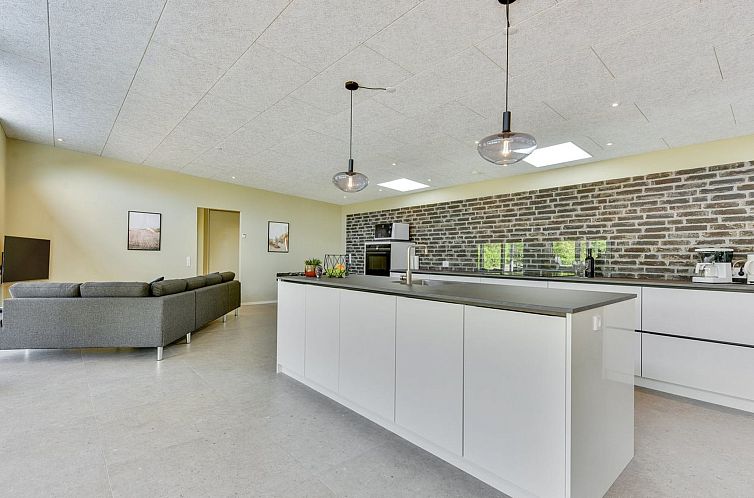 Vakantiehuis "Øthger" - 1.3km from the sea