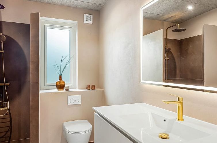 Vakantiehuis "Øthger" - 1.3km from the sea