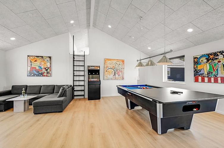 Vakantiehuis "Germund" - 770m from the sea