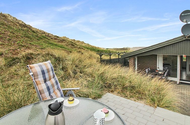 Vakantiehuis "Laurens" -  from the sea