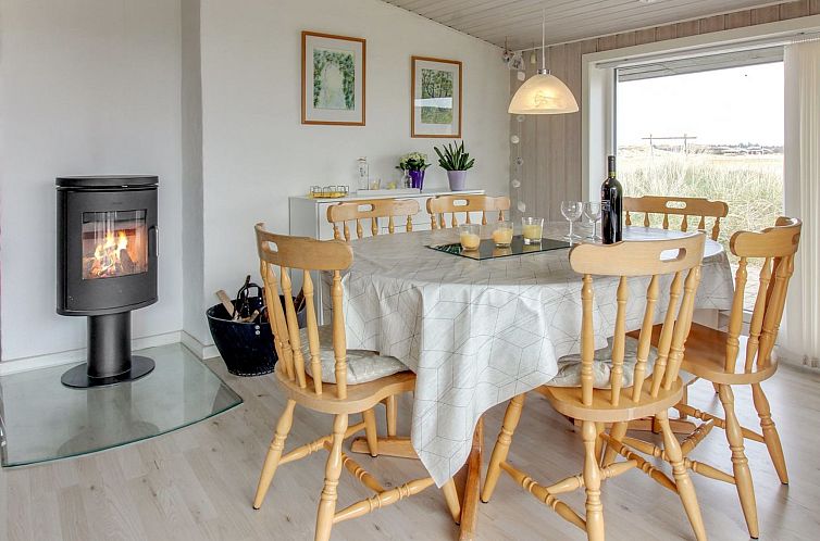 Vakantiehuis "Laurens" -  from the sea