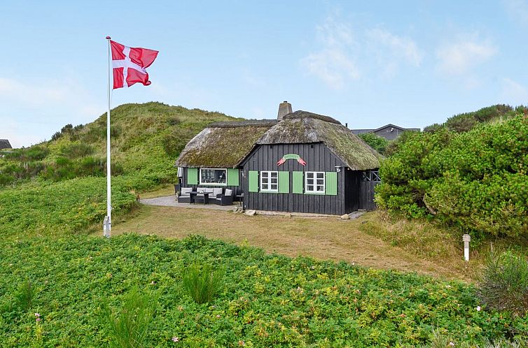 Vakantiehuis "Annika" -  from the sea