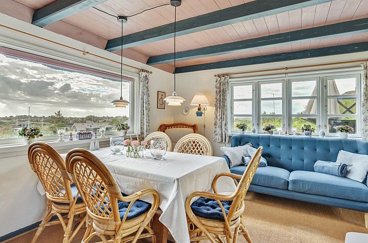 Vakantiehuis "Annika" -  from the sea