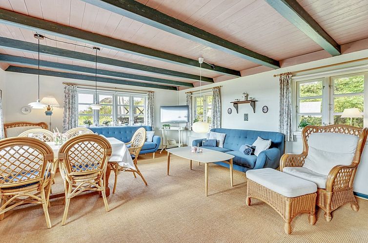 Vakantiehuis "Annika" -  from the sea