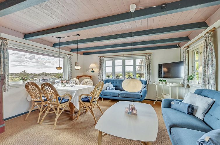 Vakantiehuis "Annika" -  from the sea