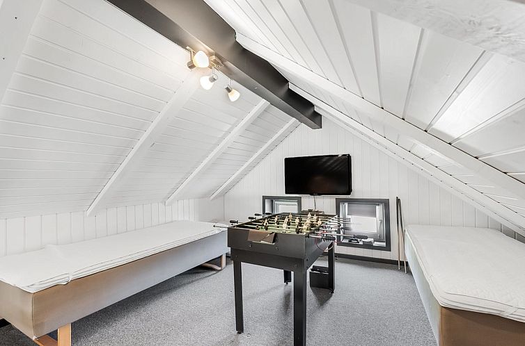 Vakantiehuis "Aage" - 1.7km from the sea