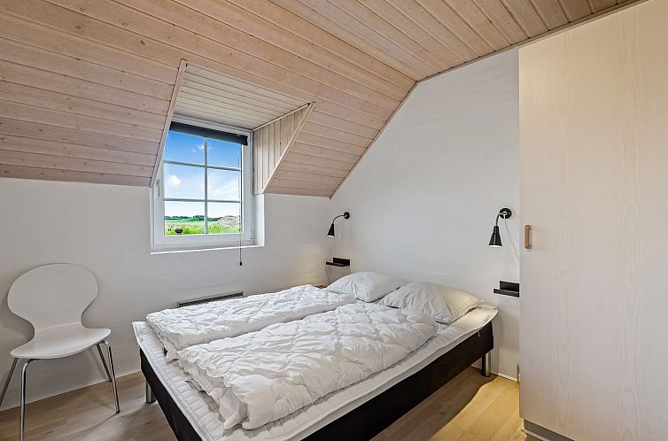 Vakantiehuis "Aage" - 1.7km from the sea