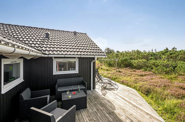 Vakantiehuis "Christan" - 1.2km from the sea