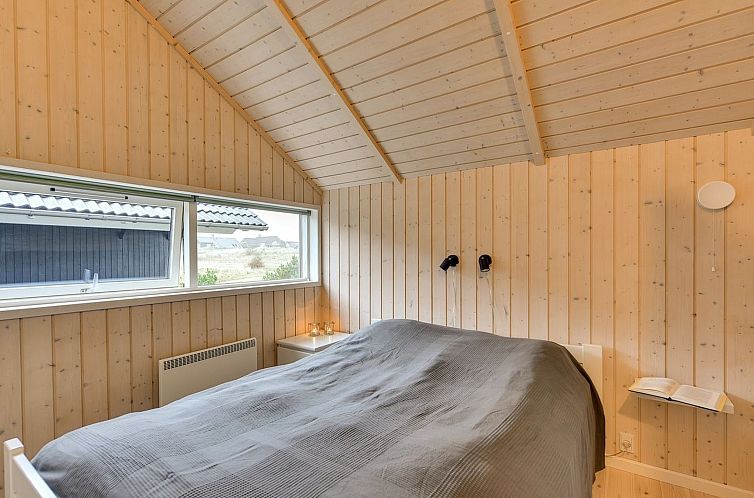 Vakantiehuis "Christan" - 1.2km from the sea